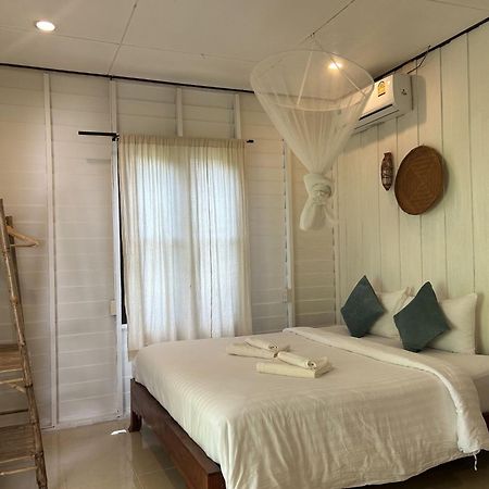 The River Retreat 麦岛 外观 照片